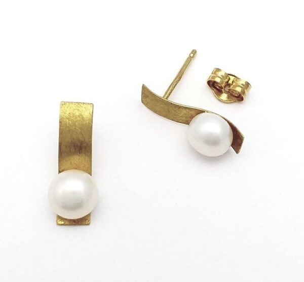 Pendientes oro de 18k rectángulo y perla